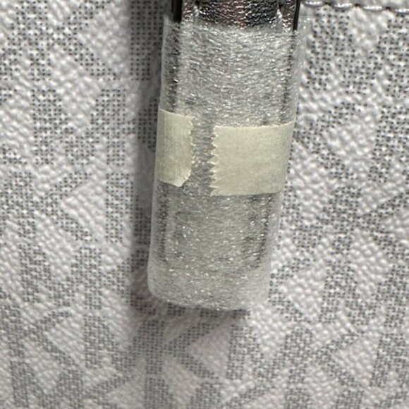 ⛷️🏂🚠 Michael Kors NWT Jet Set Girls Ski Tote Shoulder Bag - Picture 16 of 16